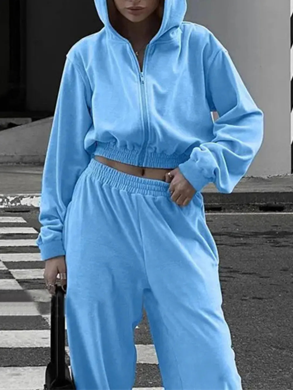 Ensemble Voyage Luxe Femme – Gris Clair Minimaliste