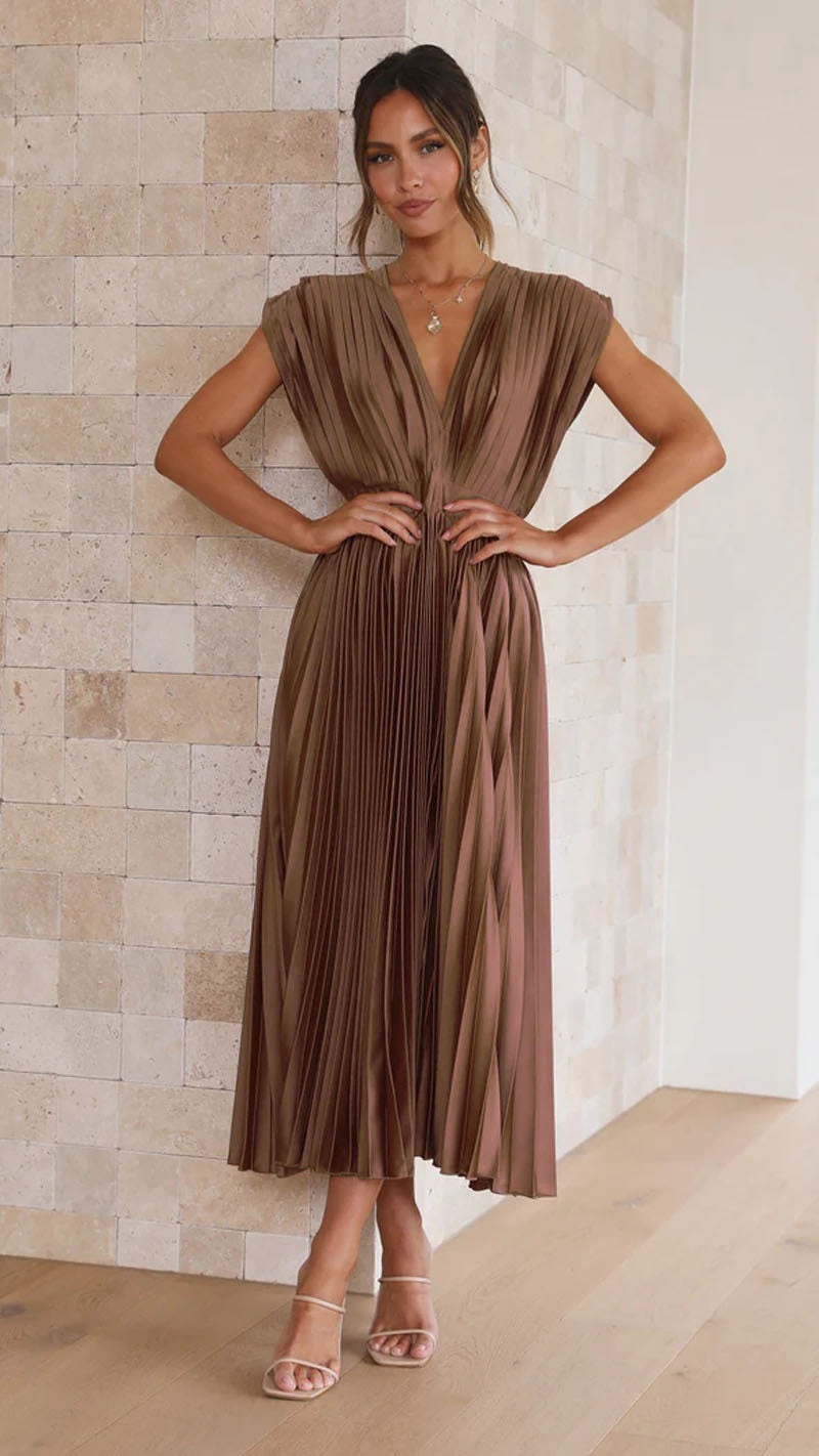 Robe Plissée Élégante Femme – Longue, Fluide & Chic, Col V, Disponible en Plusieurs Couleurs