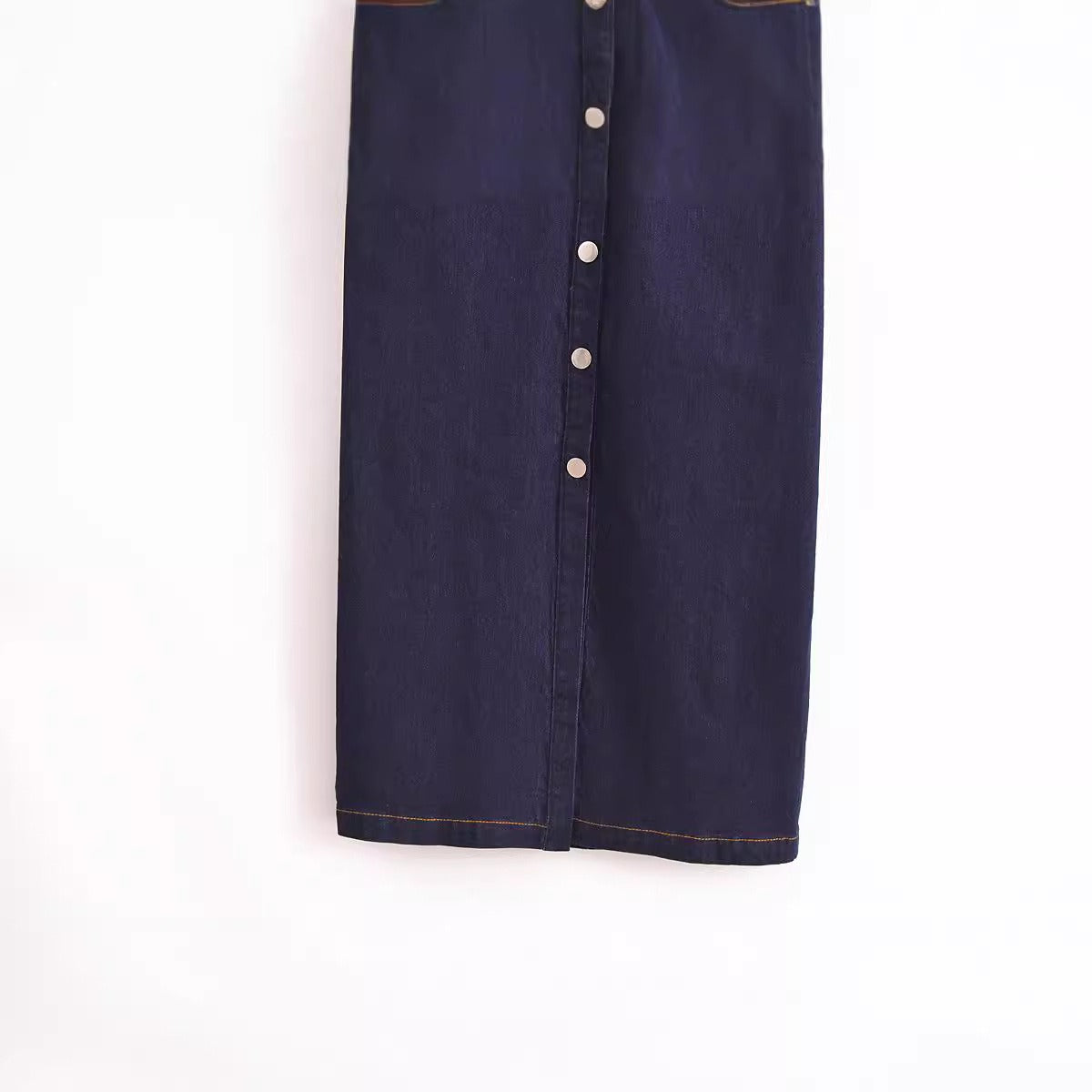 Robe Longue en Jean avec Boutons – Élégance Casual