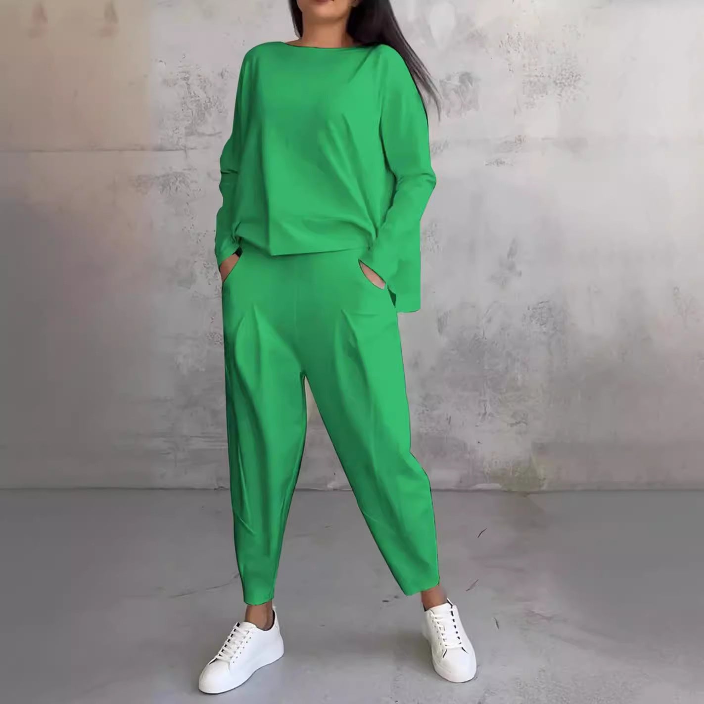 Ensemble “Urban Relax” – Col rond & pantalon fuselé