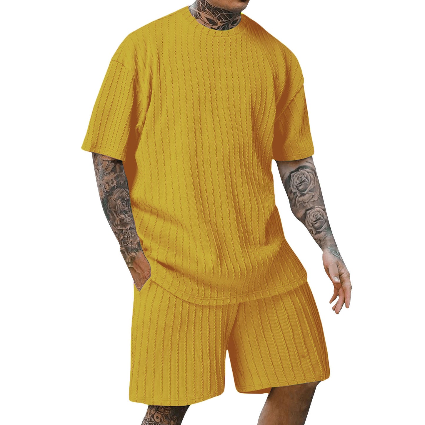 Ensemble Homme Décontracté Été - T-shirt Col Rond & Short Motif Rayé | Look Sport & Tendance 2025