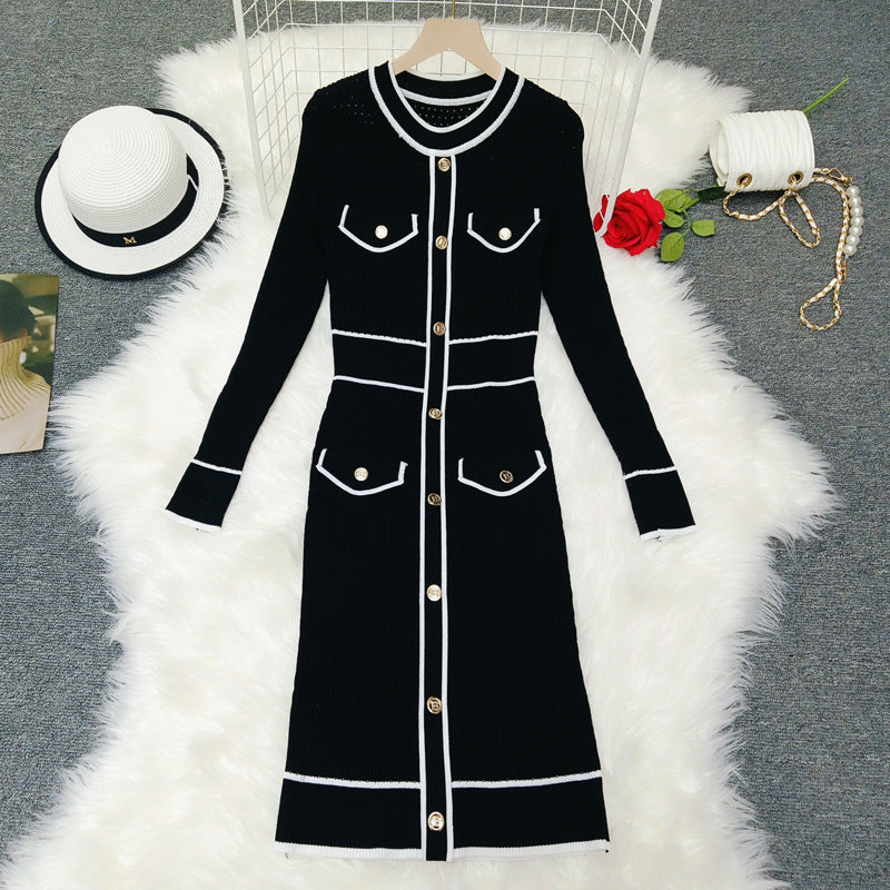 Robe Femme Noire Chic à Boutons Dorés – Style Élegant & Classy | Tenue Automne-Hiver