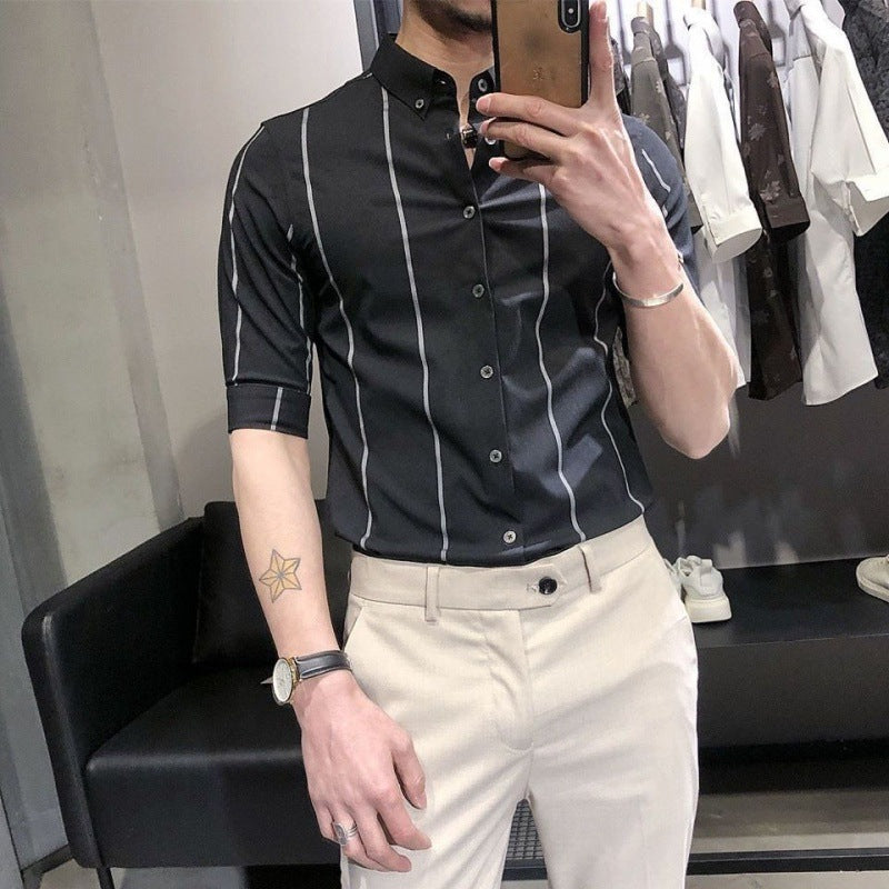 Chemise à Rayures Blanches et Grises pour Homme – Élégance et Modernité