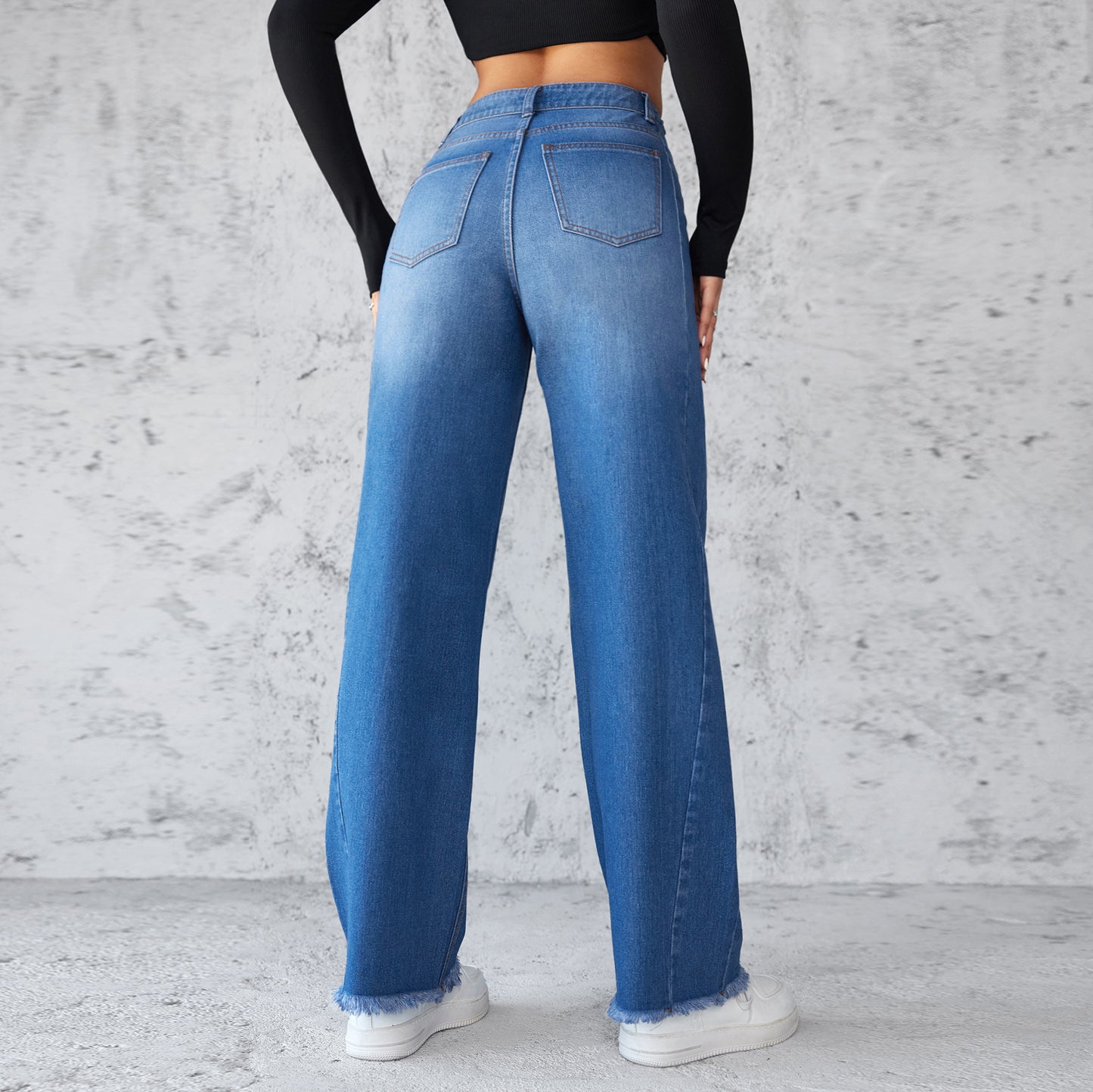 Jean Femme Taille Haute – Coupe Évasée Vintage | Look Chic & Décontracté