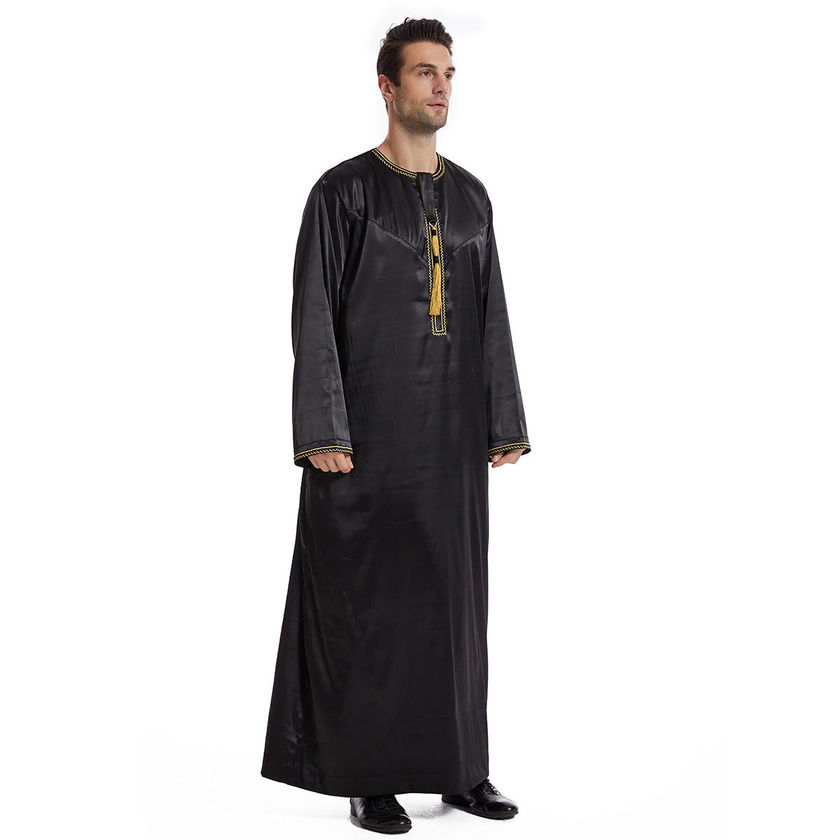 Qamis Satiné Luxe Homme avec Broderie & Pampille | Élégance Orientale