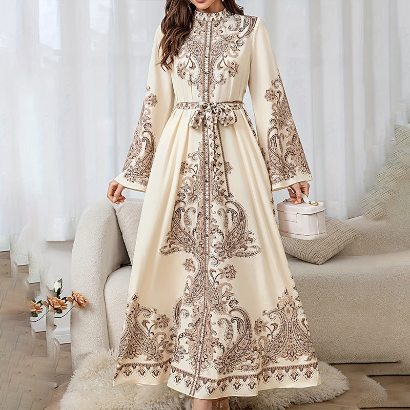 Robe Caftan Chic à Broderies Orientales - Écru & Marron