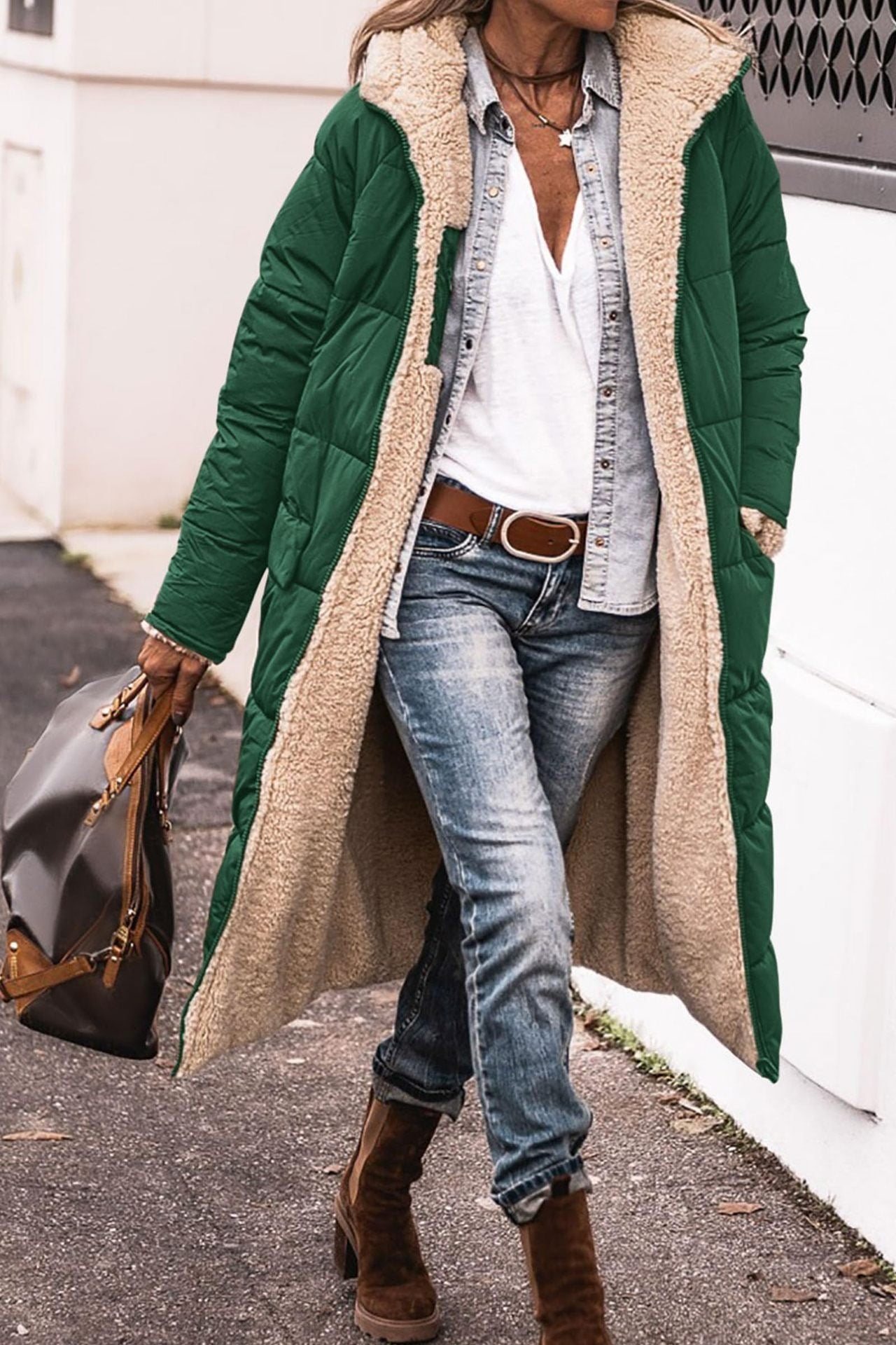 Doudoune Longue Femme Doublée Sherpa – Élégance & Chaleur pour l’Hiver