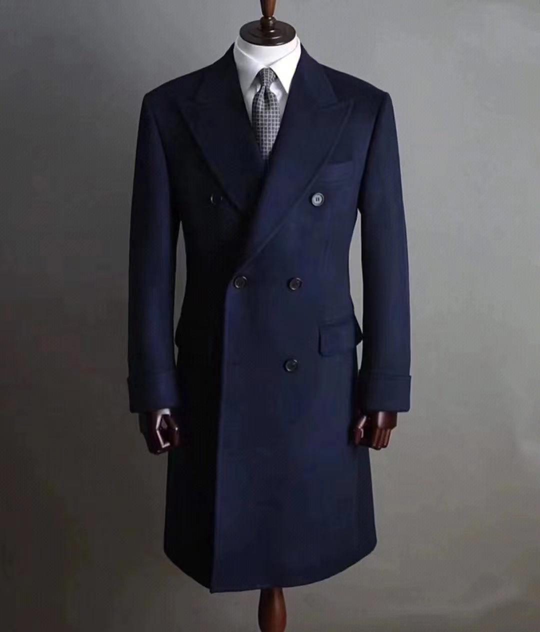 Manteau italien Navy – Élégance virile, puissance assumée