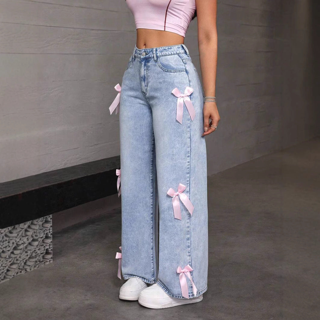 JEAN LARGE DÉLAVÉ BLEU CLAIR – COUPE MODERNE TAILLE HAUTE