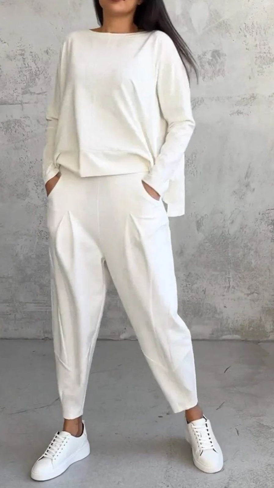 Ensemble “Urban Relax” – Col rond & pantalon fuselé