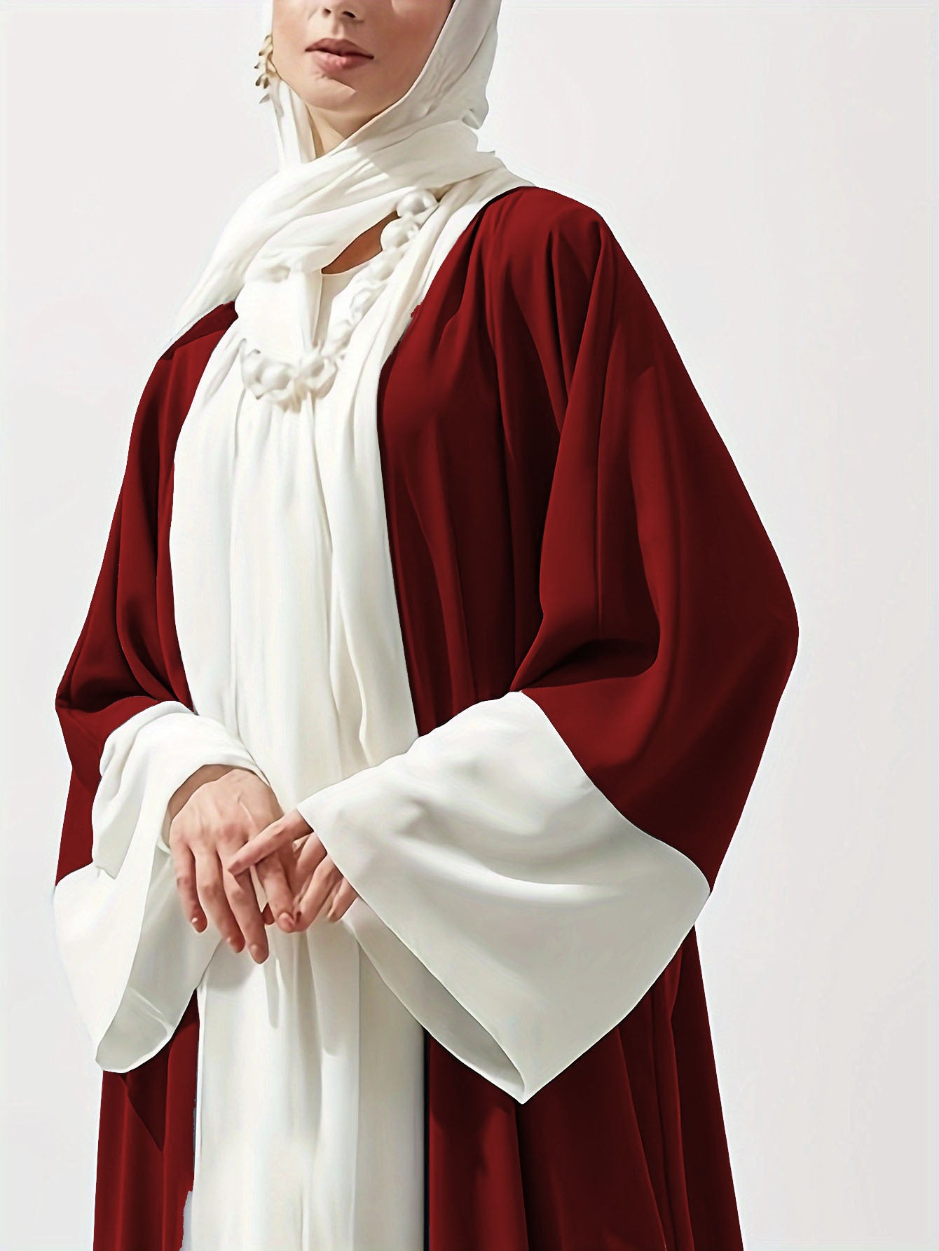 ABAYA ROUGE & BLANC – RAFFINEMENT ET MODERNITÉ