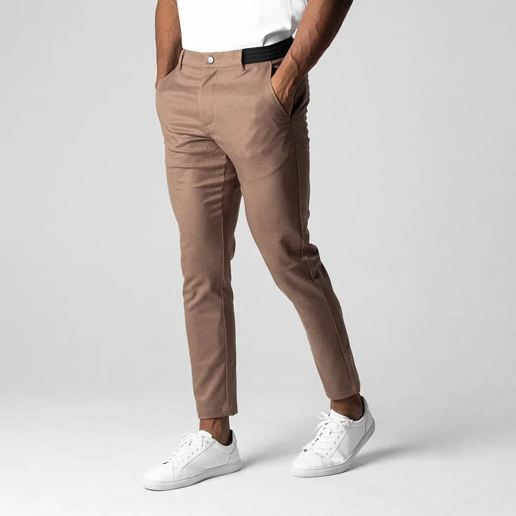 Pantalon chino slim homme, coupe ajustée stretch, look clean 2025