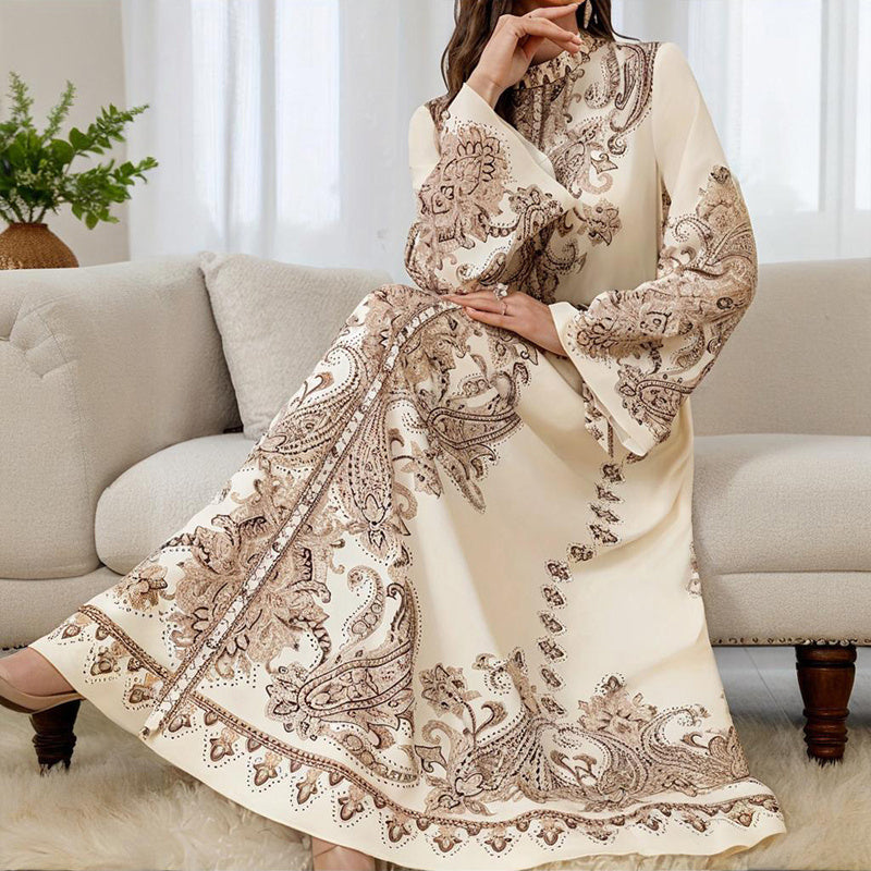 Robe Caftan Chic à Broderies Orientales - Écru & Marron