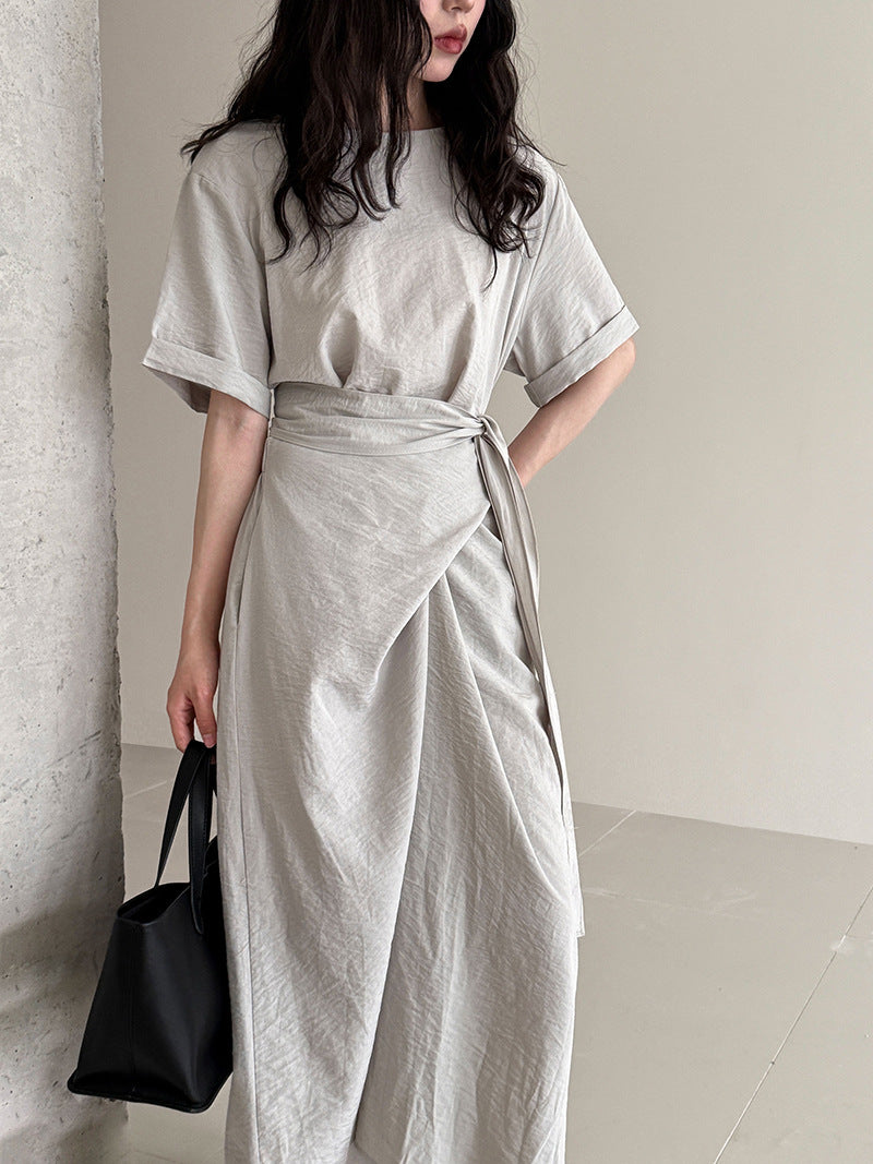 Robe Longue Femme Élégante – Style Minimaliste avec Ceinture Nouée