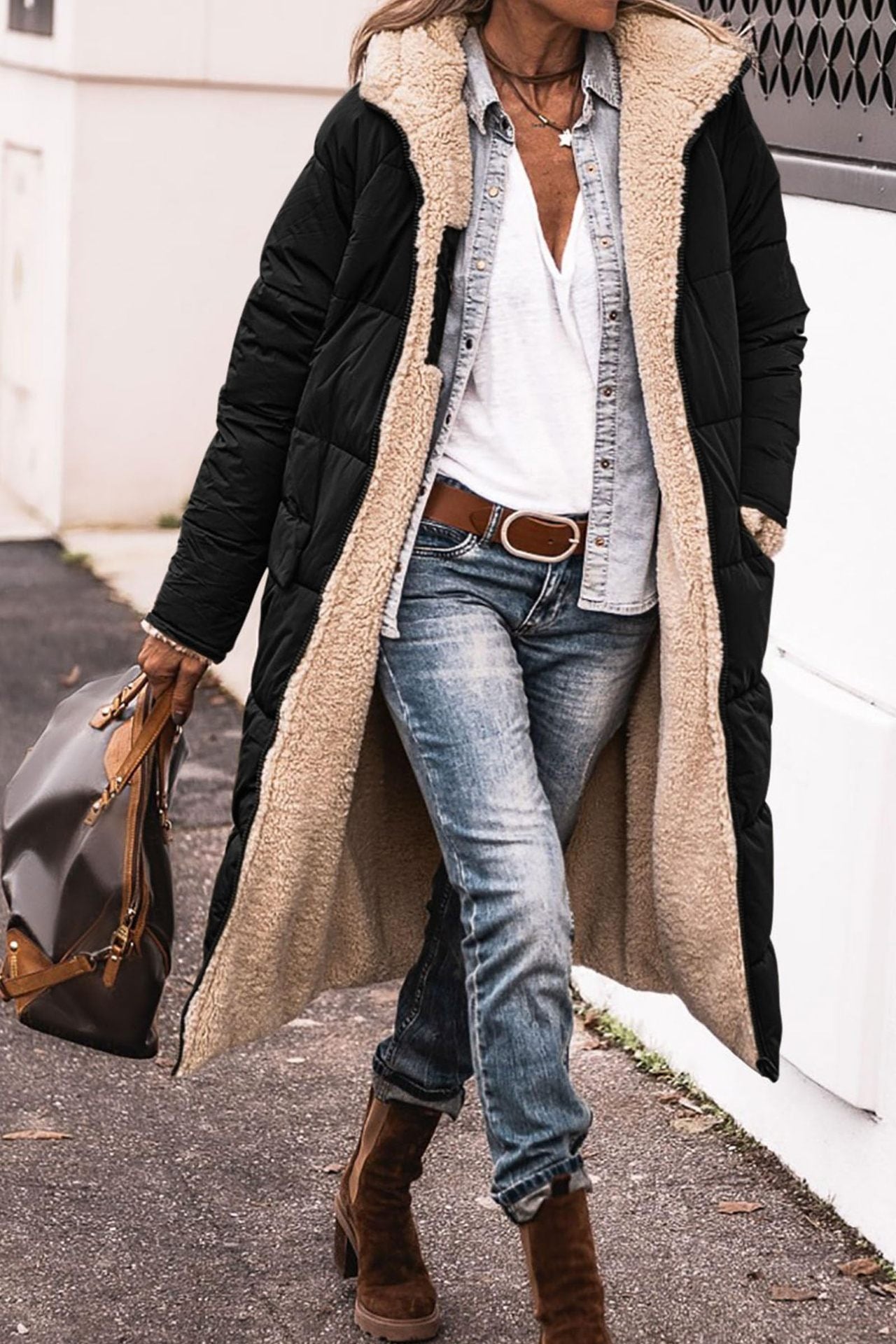 Doudoune Longue Femme Doublée Sherpa – Élégance & Chaleur pour l’Hiver