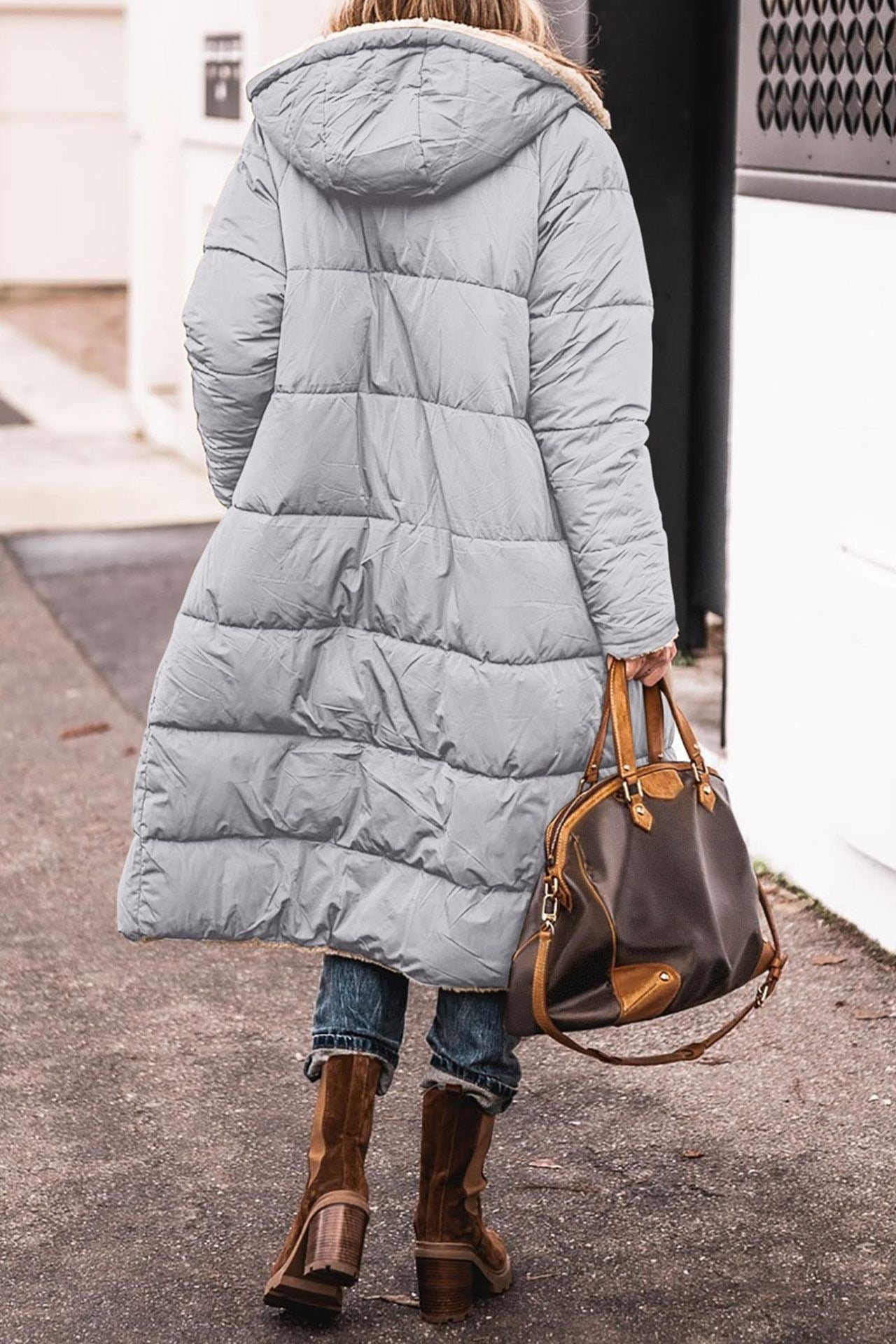 Doudoune Longue Femme Doublée Sherpa – Élégance & Chaleur pour l’Hiver