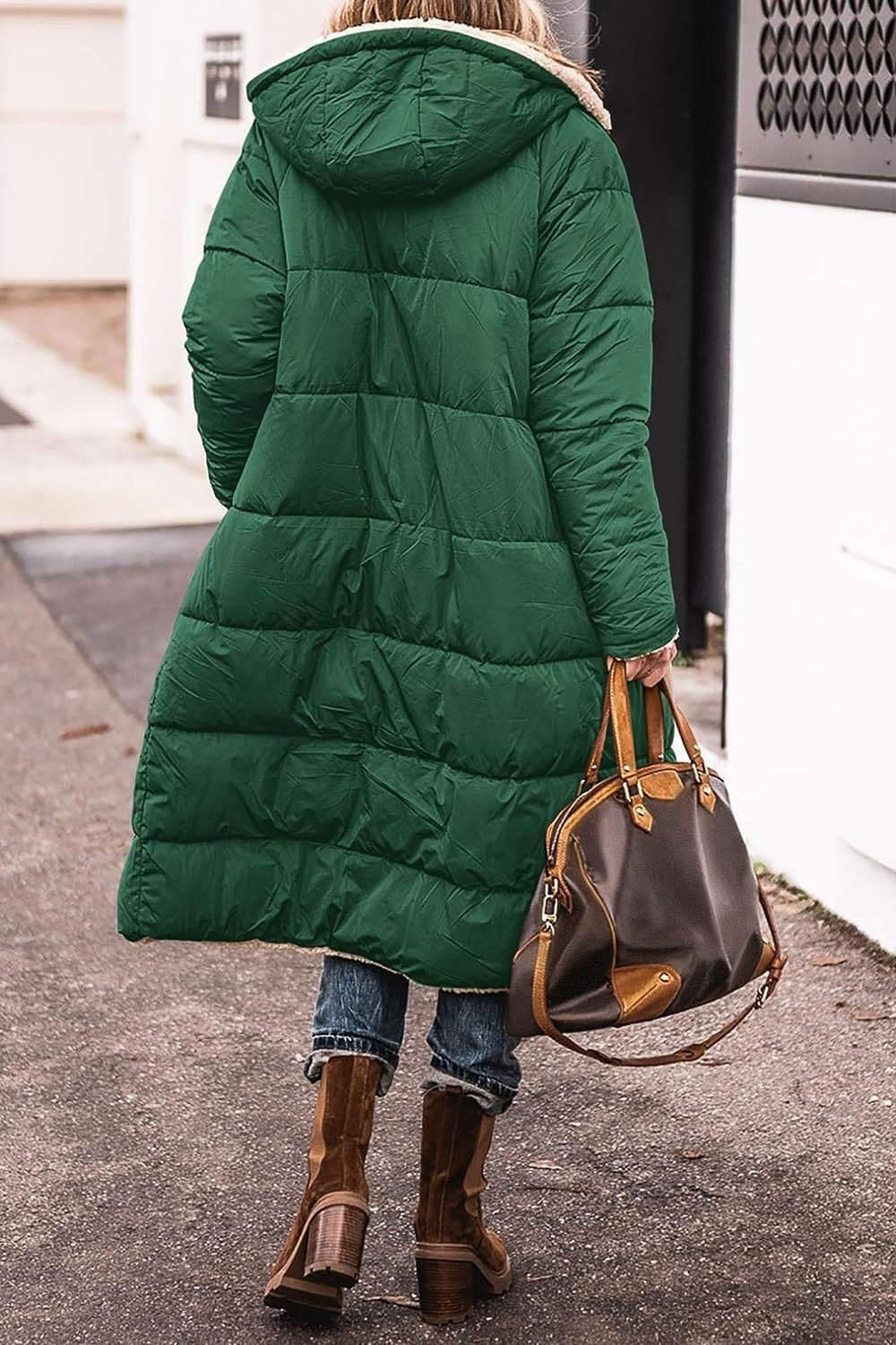 Doudoune Longue Femme Doublée Sherpa – Élégance & Chaleur pour l’Hiver