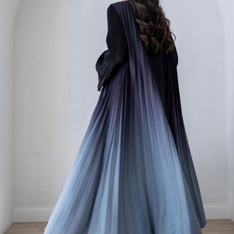 Abaya plissée élégante – Dégradé noir & bleu fumé 2025 Robe Longue Dégradée Plissée – Élégance Fluide & Moderne