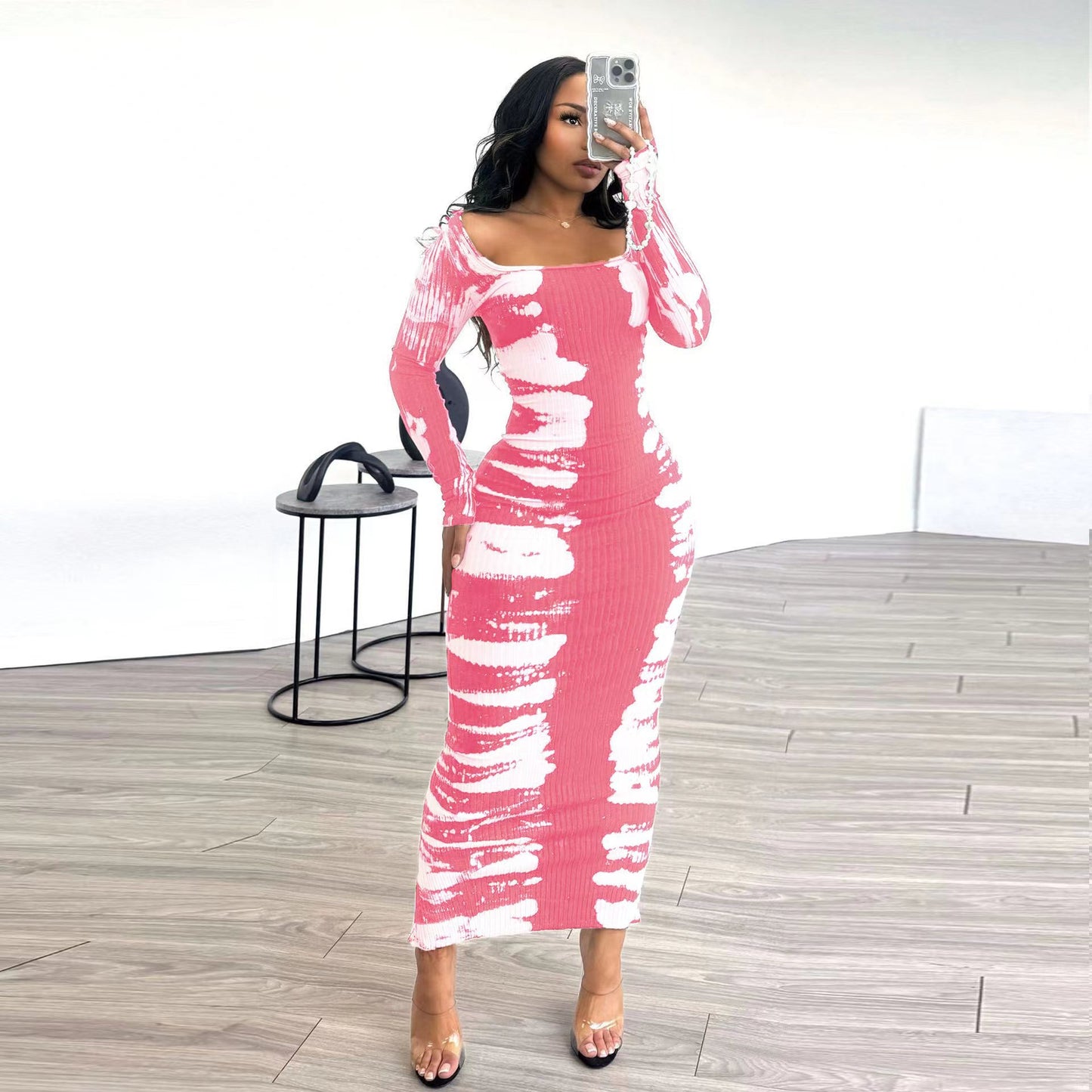 Robe droite maxi – Imprimé contrasté, col carré & manches longues | Casual chic 2025