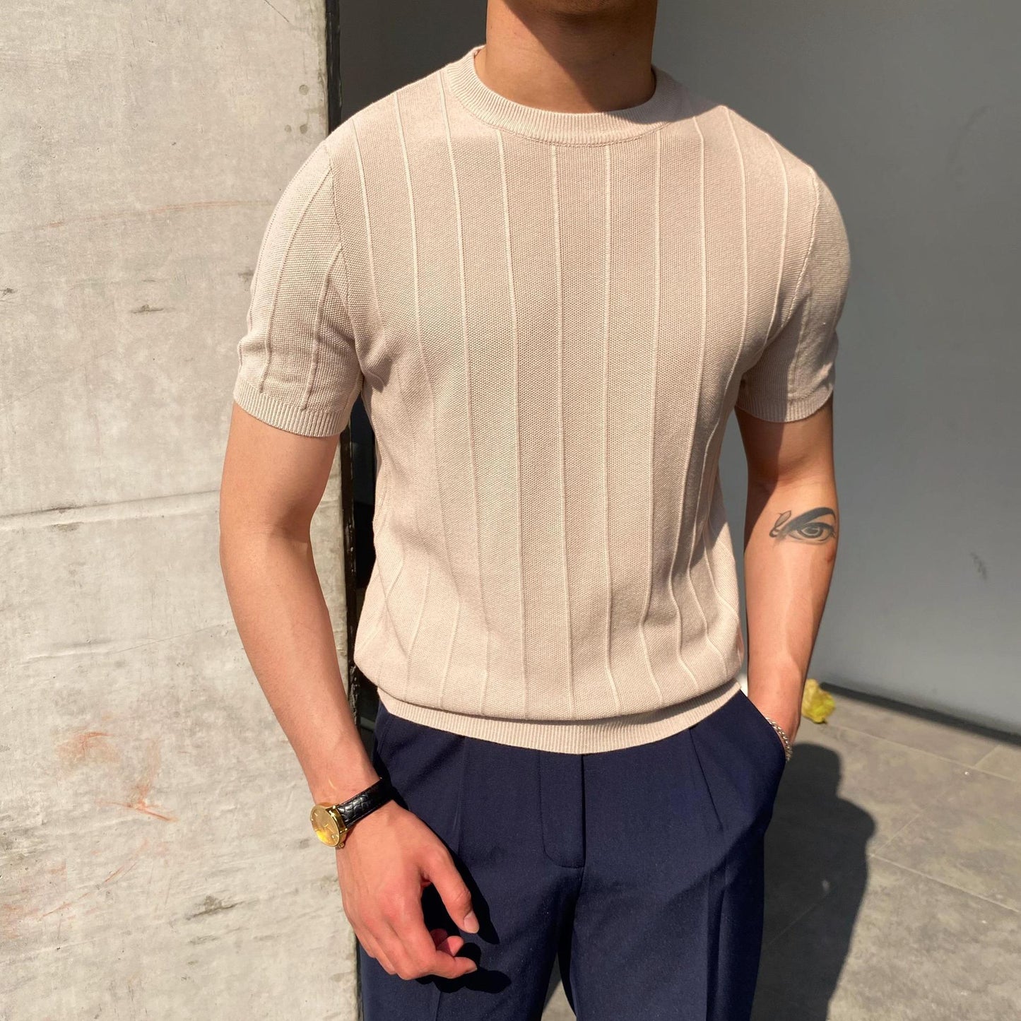 T-shirt Homme Chic à Rayures – Style & Conf