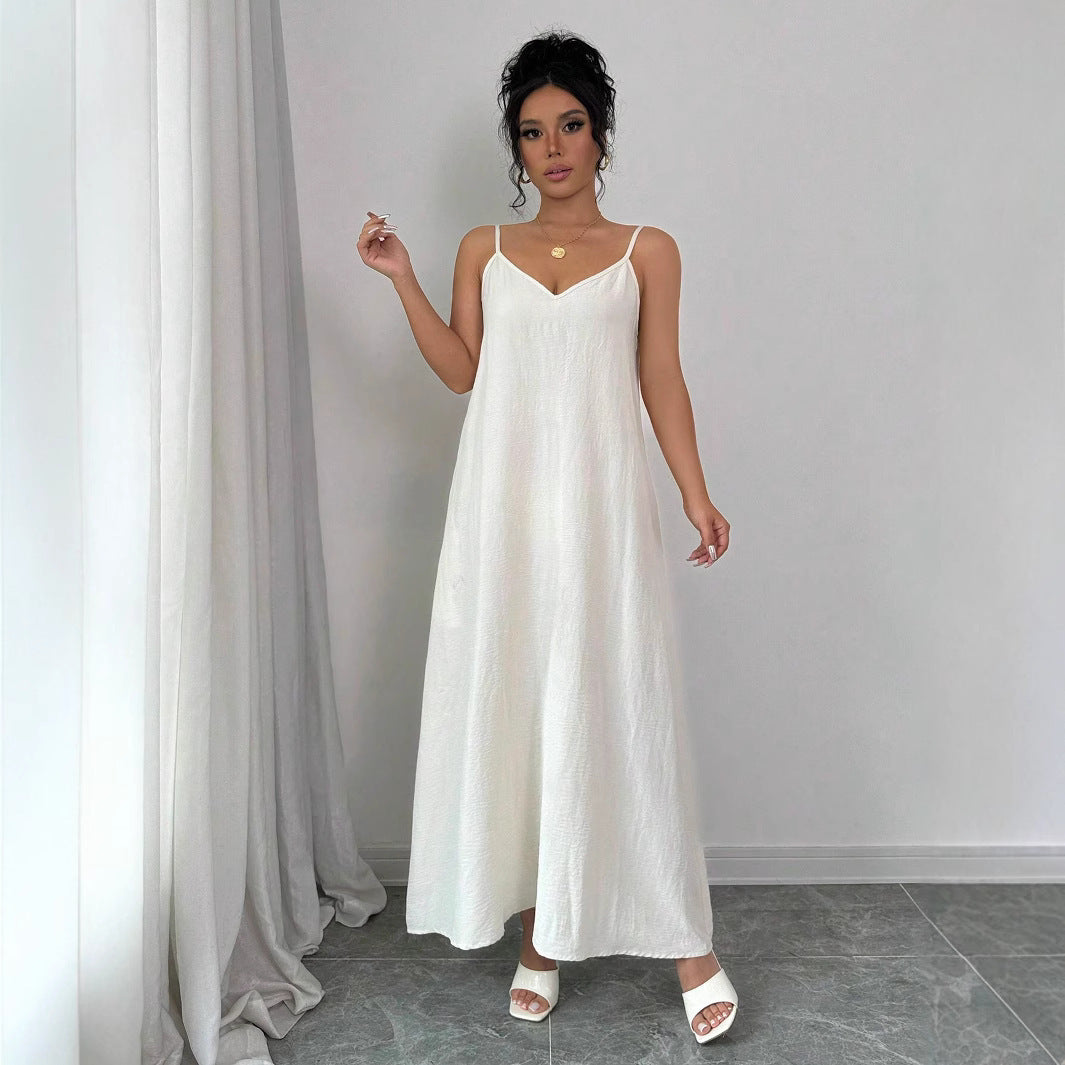 Robe longue blanche à bretelles – Ceinture fine tressée | Élégance d’été & minimalisme chic