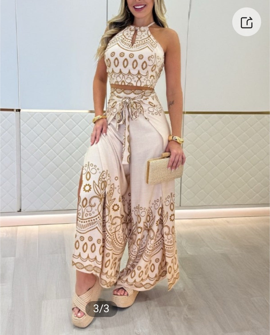 Robe longue bohème chic à motifs ethniques – Dos nu & ceinture élégante