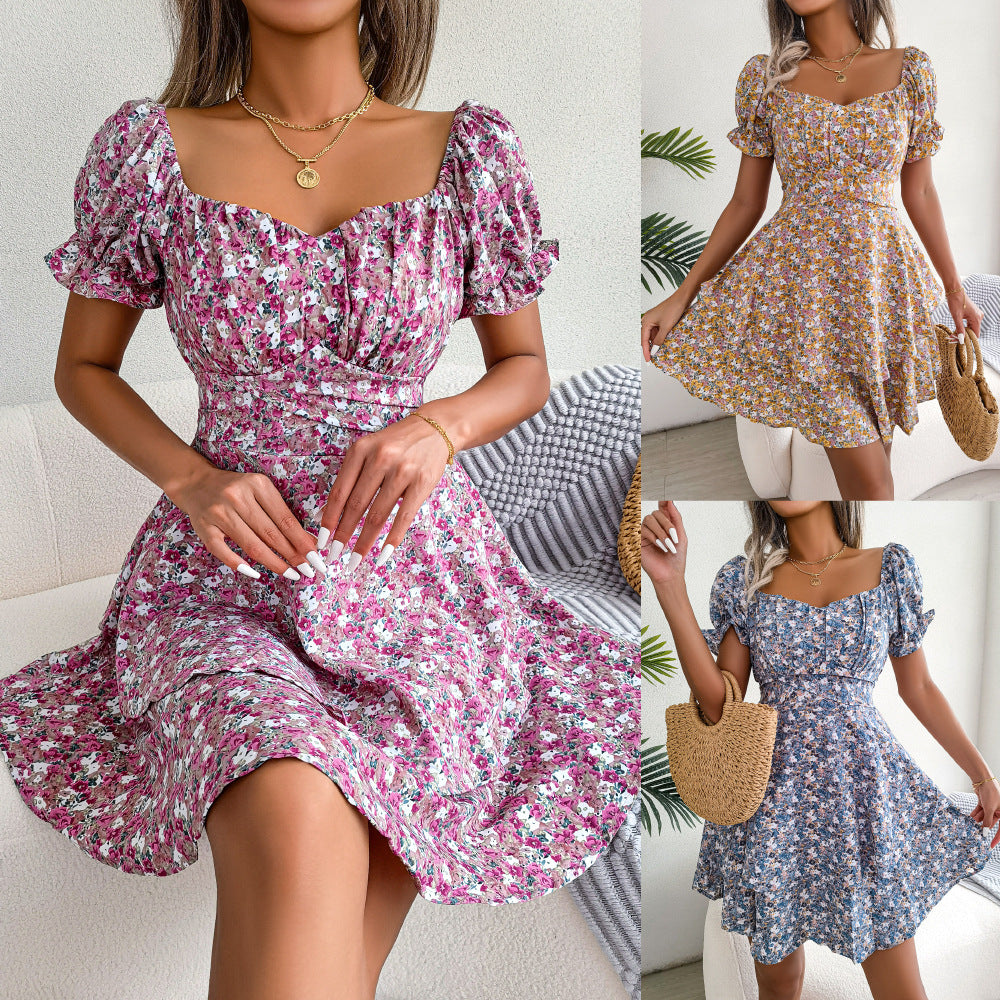 Robe Courte Fleurie – Élégance & Confort pour l’Été