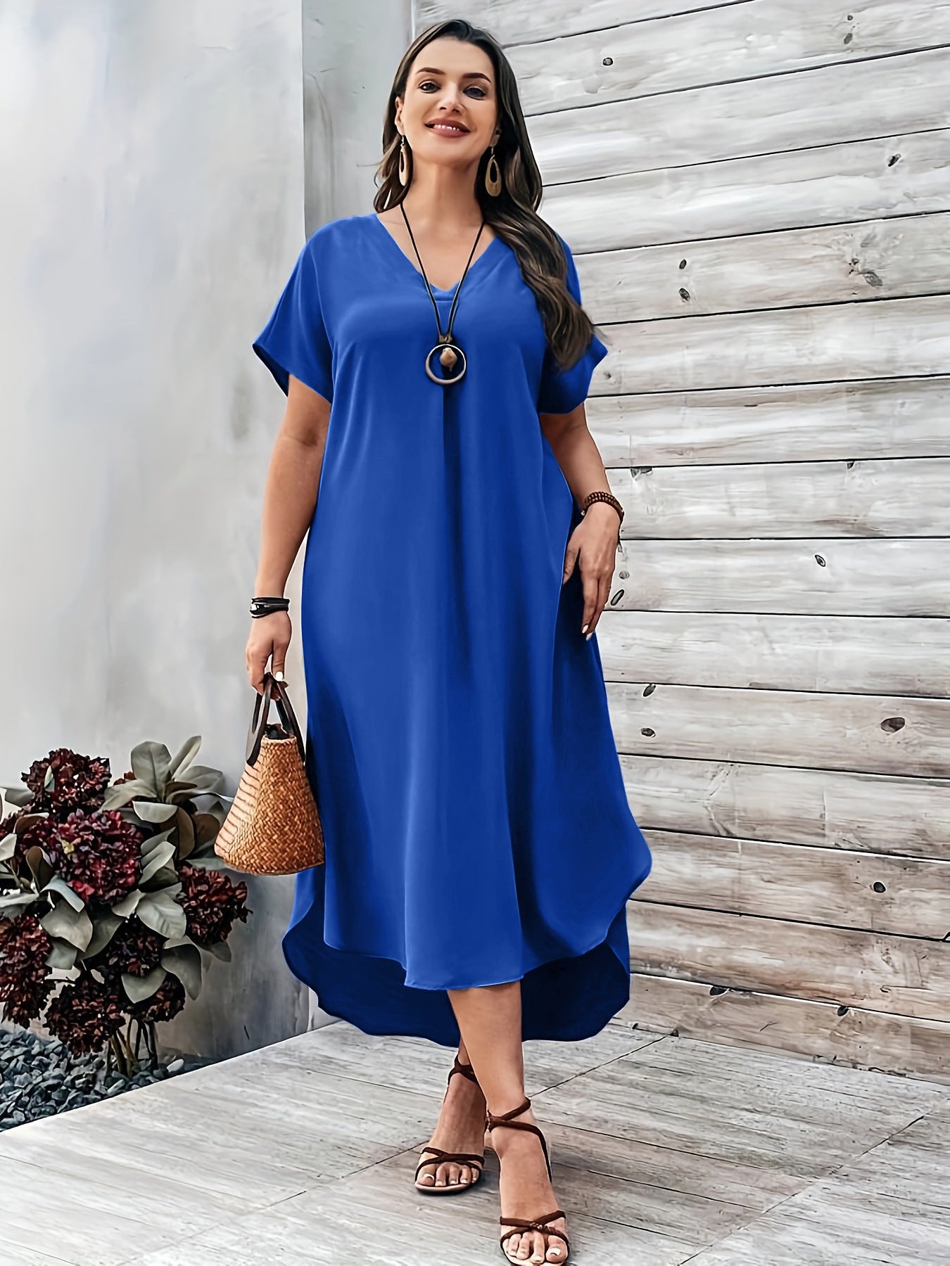 Robe fluide grande taille été – Élégance bohème chic tendance 2025