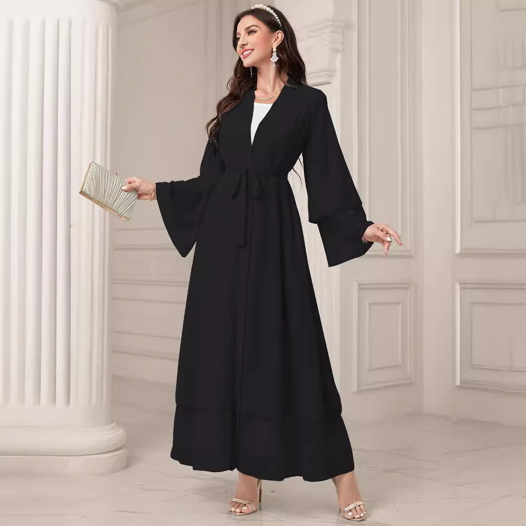 Abaya Moderne Fluide avec Ceinture – Élégance Minimaliste