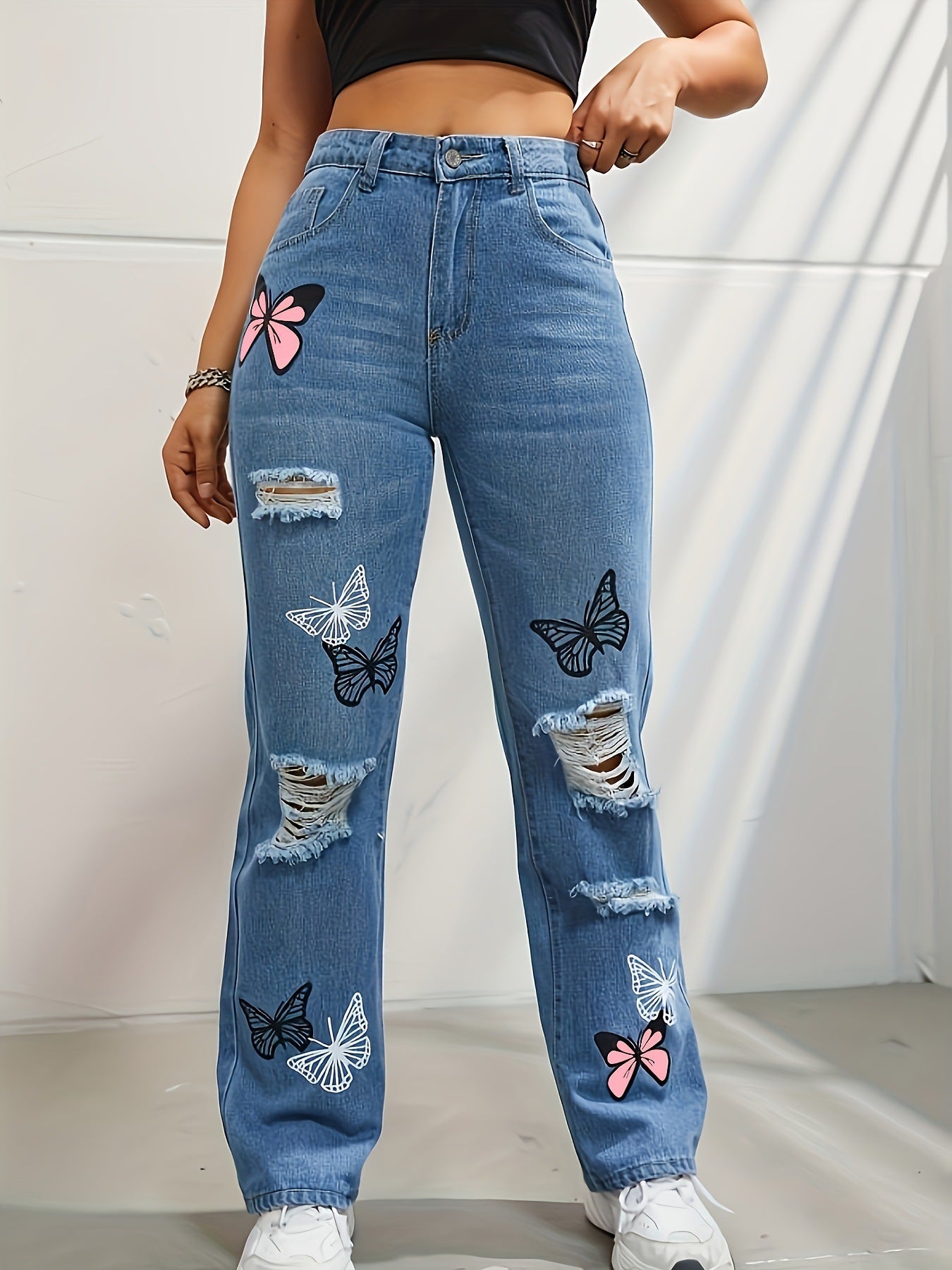 Jean Femme Droit Taille Haute – Motif Papillons & Effet Déchiré