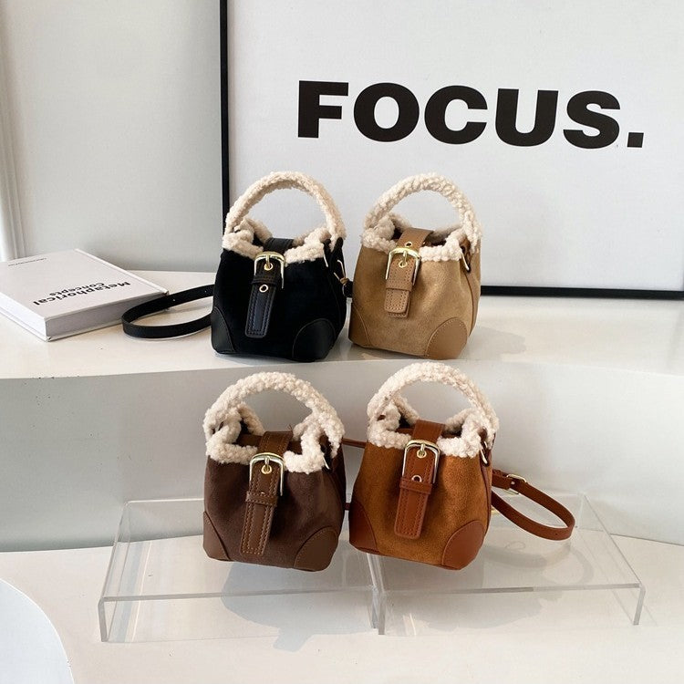 Mini Sac à Main Hiver Femme – Style Bucket avec Doublure Chaude & Anse Mouton – Chic & Tendance