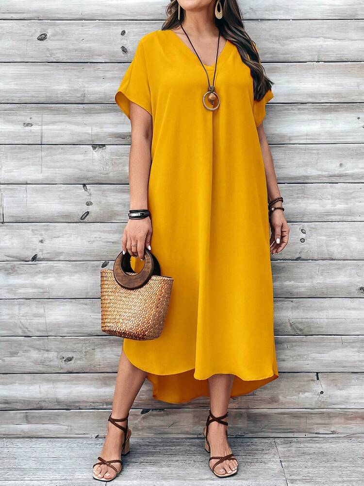 Robe fluide grande taille été – Élégance bohème chic tendance 2025
