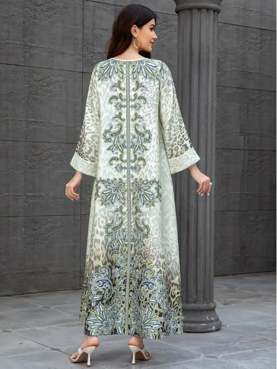 Robe Caftan Chic à Broderies Orientales - Écru & Marron