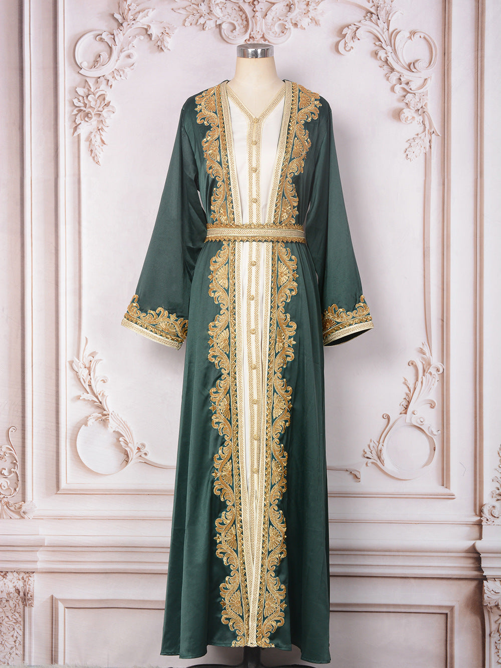 Ensemble Deux Pièces Traditionnel Femme – Élégance Perlée et Raffinée