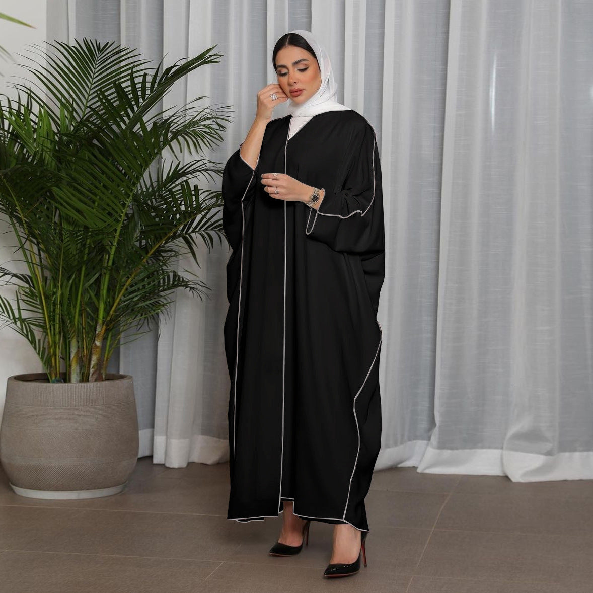 ABAYA CLASSIQUE ÉLÉGANTE – 5 COULEURS DISPONIBLES
