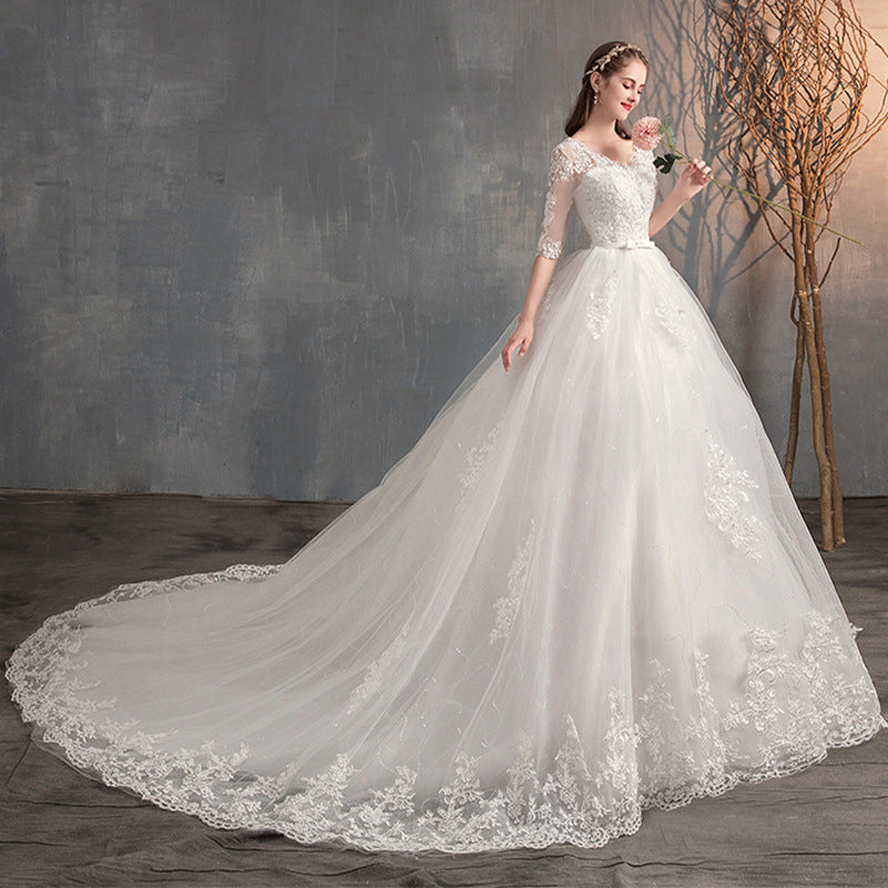 Robe de Mariée Princesse avec Traîne – Élégance et Raffinement ✨