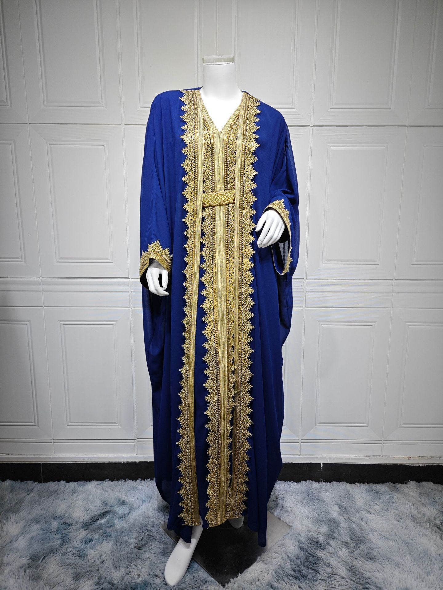Robe Orientale de Luxe – Élégance & Raffinement Traditionnel