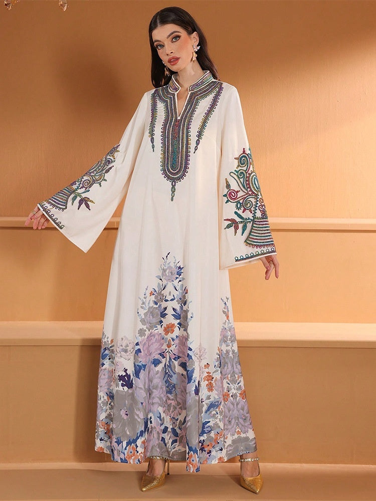 Robe Élégante Dubai – Applique Florale & Style Chic