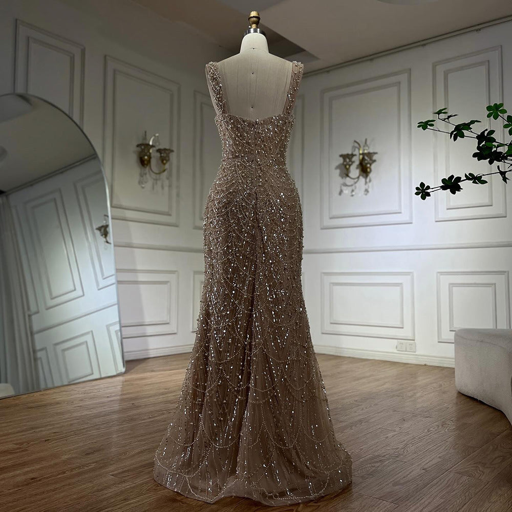 Robe de Luxe à Perles – Élégance Haute Couture