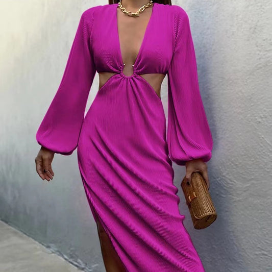 Robe fendue cut-out femme – décolleté plongeant & manches longues, look glamour été 2025