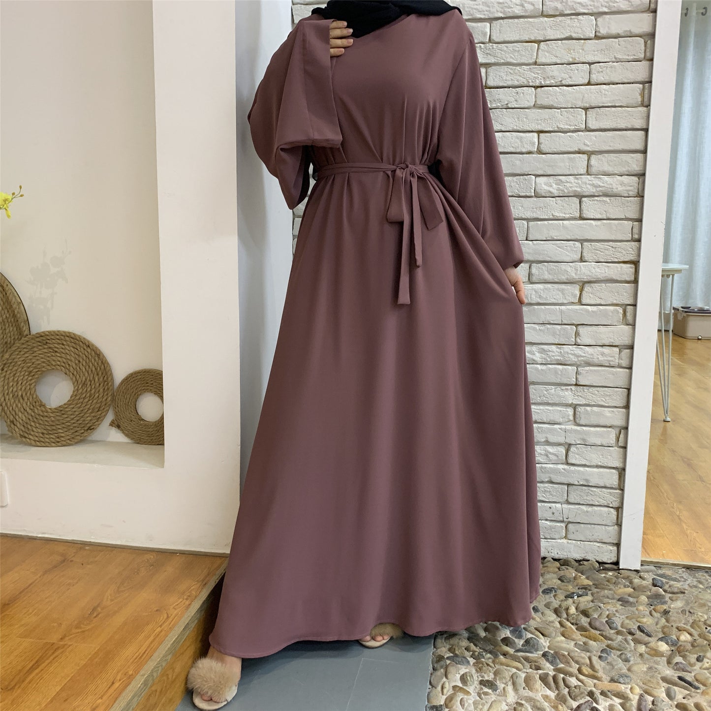 Robe Abaya Élégante pour Femme – Longue et Fluide, Style Dubaï
