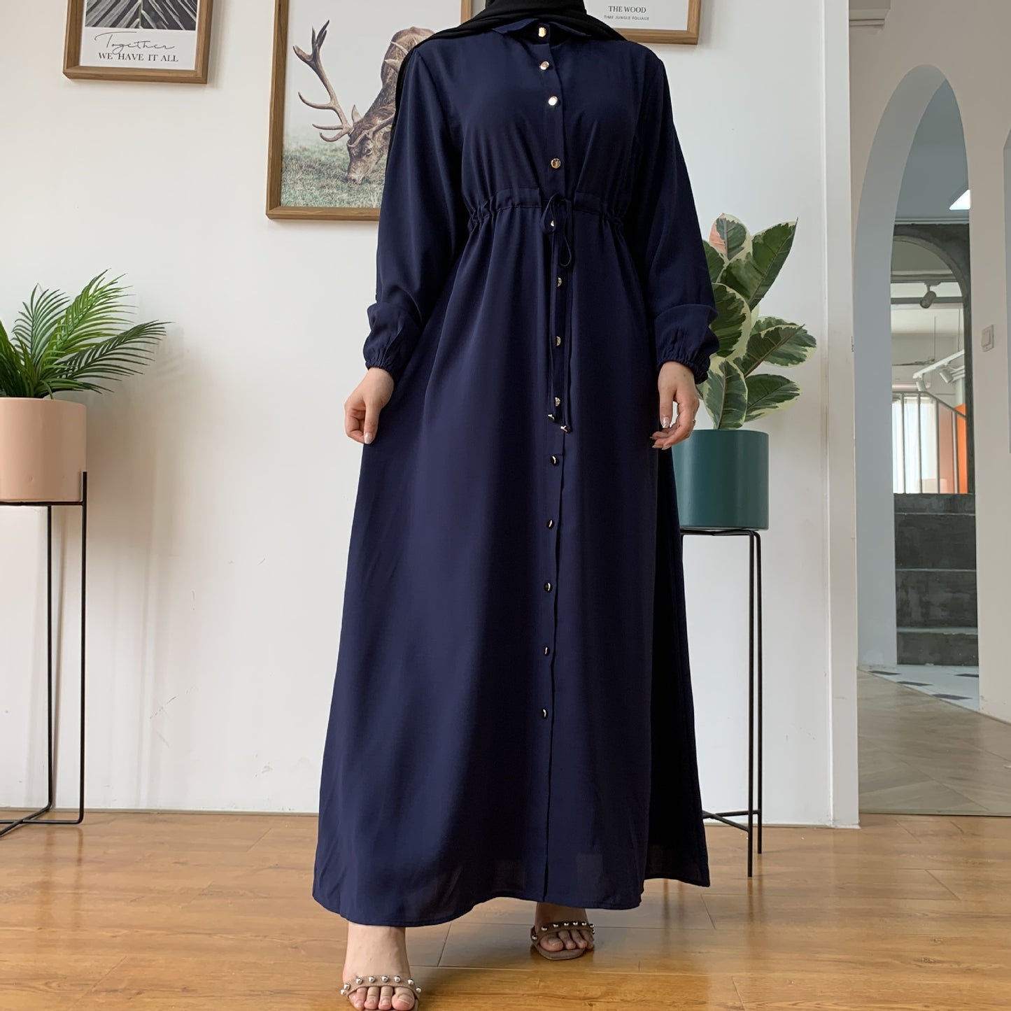 Robe Longue Abaya Élégante – Boutons & Ceinture Ajustable