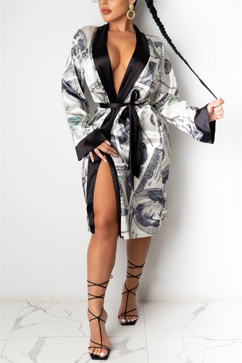 Peignoir Satin Imprimé "Money" – Ultra Glam & Audacieux