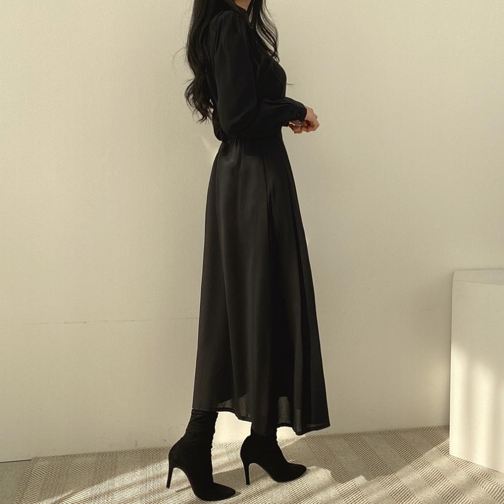 ROBE LONGUE ÉLÉGANTE À MANCHES LONGUES – STYLE MINIMAL CHIC