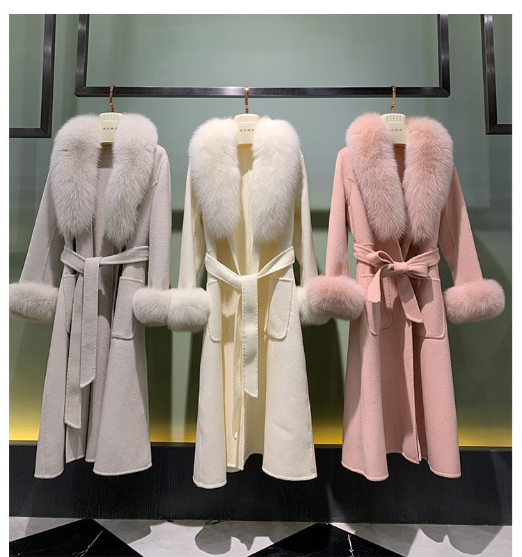 Manteau Long Luxe avec Fausse Fourrure – Élégance et Chaleur