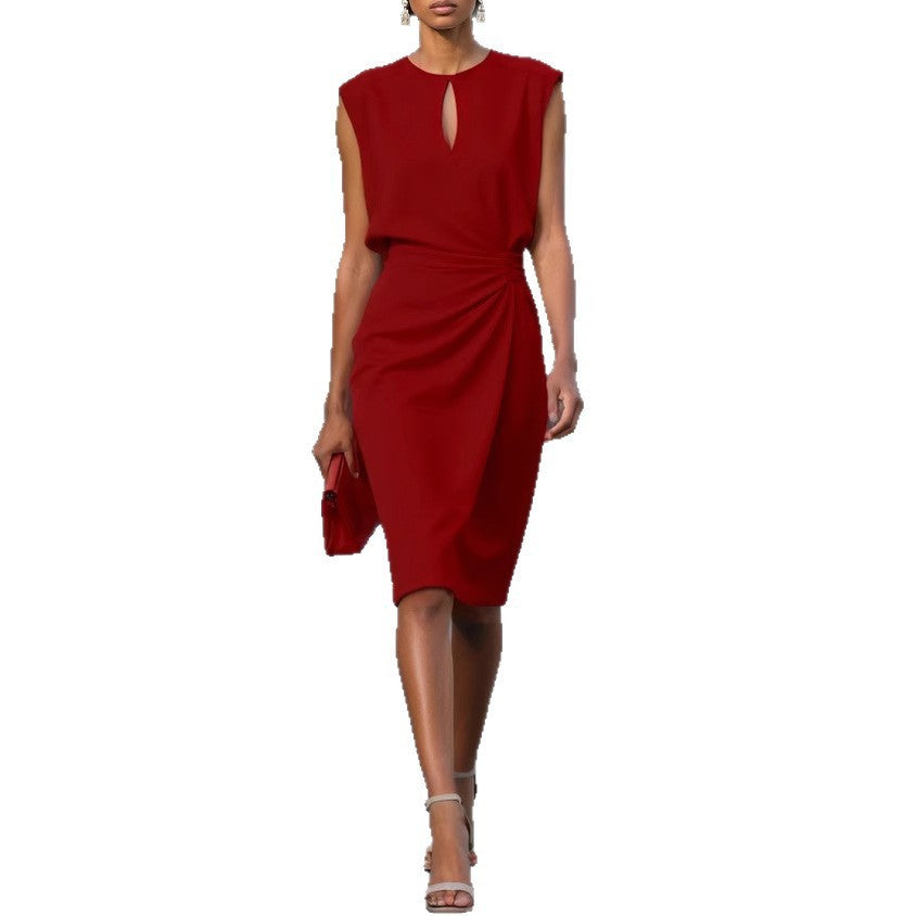 Robe Élégante Blanche – Design Drapé et Fente Discrète