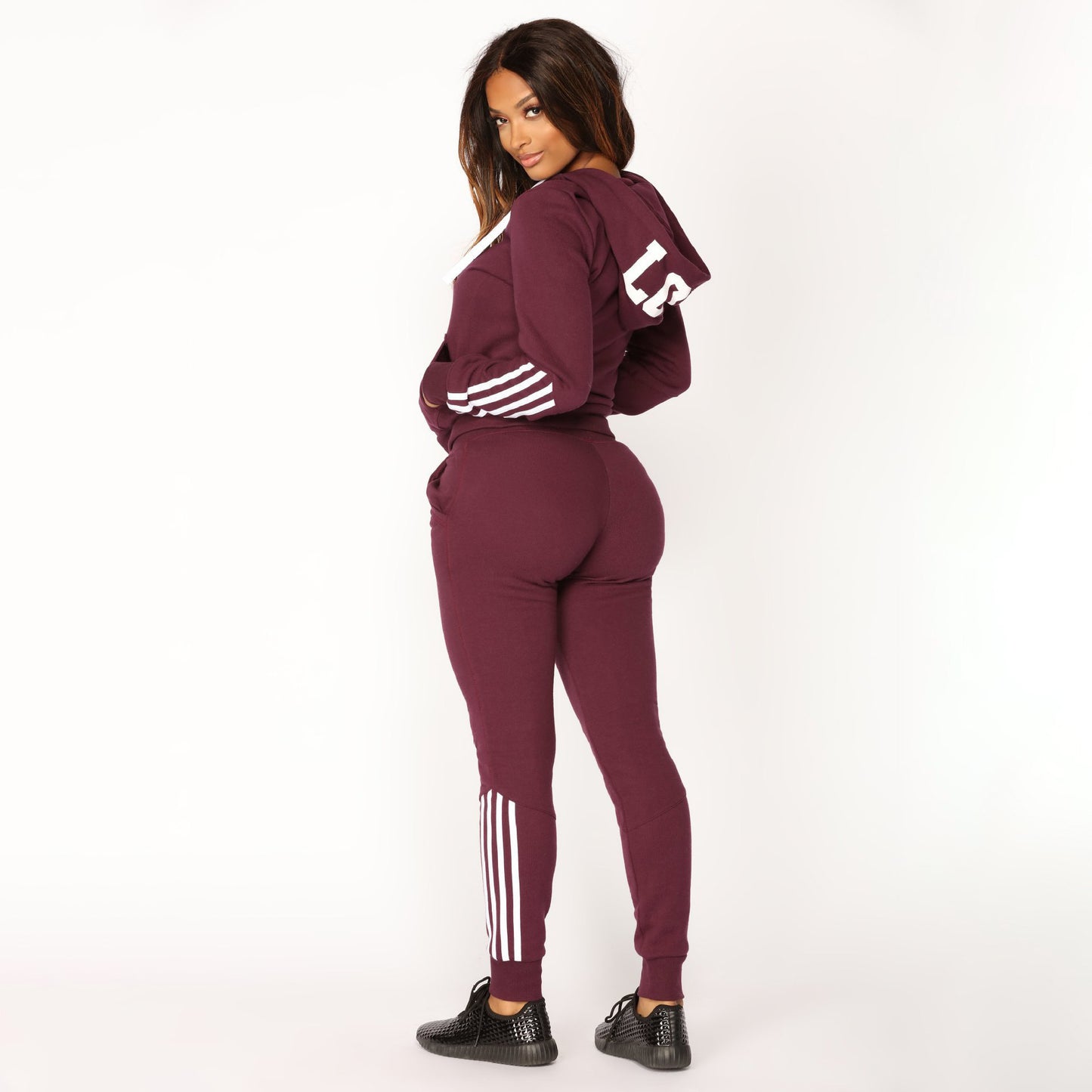 Ensemble Femme Luxe Streetwear – Jogging 2 Pièces avec Capuche & Rayures