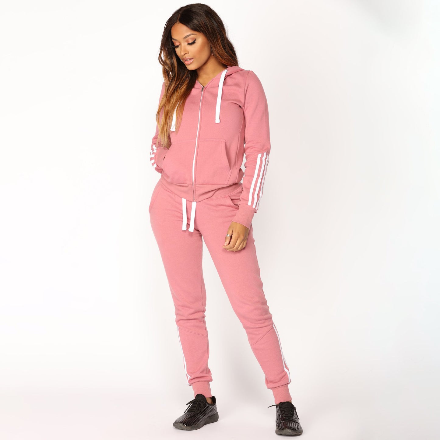 Ensemble Femme Luxe Streetwear – Jogging 2 Pièces avec Capuche & Rayures