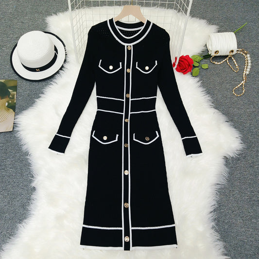 Robe Femme Noire Chic à Boutons Dorés – Style Élegant & Classy | Tenue Automne-Hiver