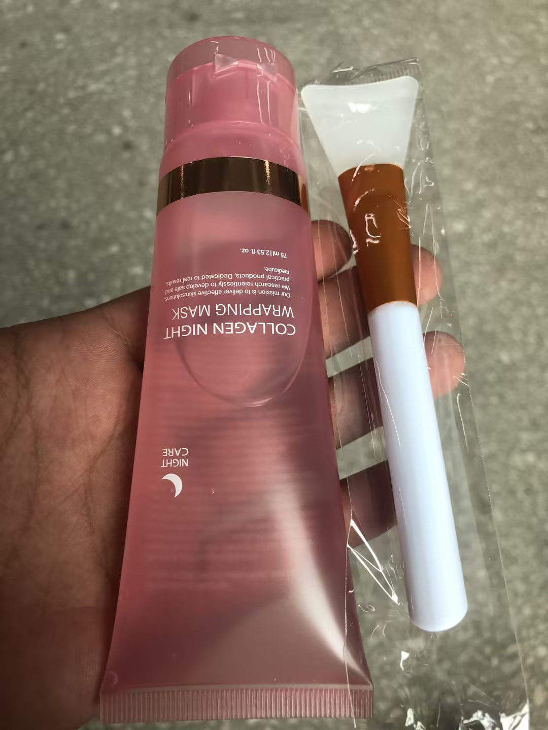 Masque de Nuit au Collagène – Hydratation & Fermeté